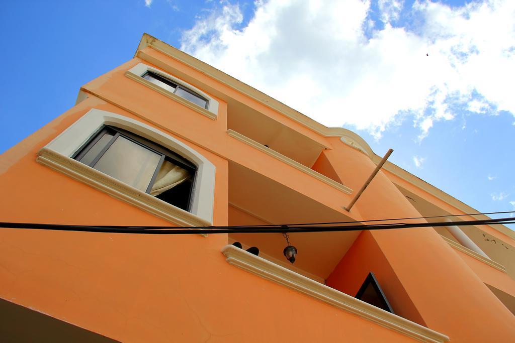 Hostal Duncan Puerto Ayora  Esterno foto