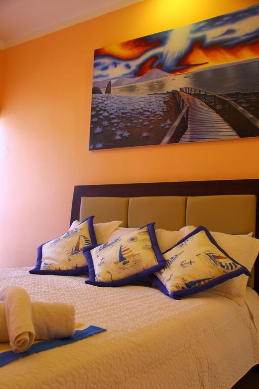 Hostal Duncan Puerto Ayora  Esterno foto