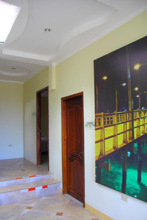 Hostal Duncan Puerto Ayora  Esterno foto