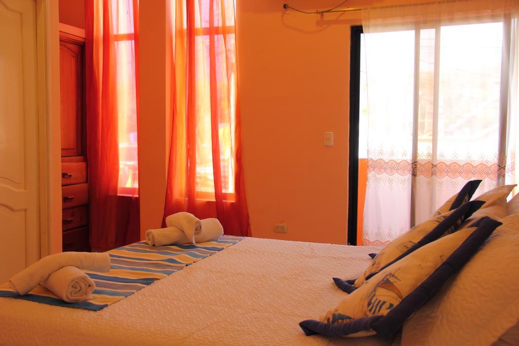 Hostal Duncan Puerto Ayora  Esterno foto