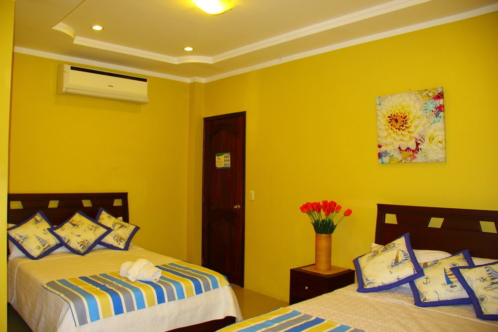 Hostal Duncan Puerto Ayora  Esterno foto